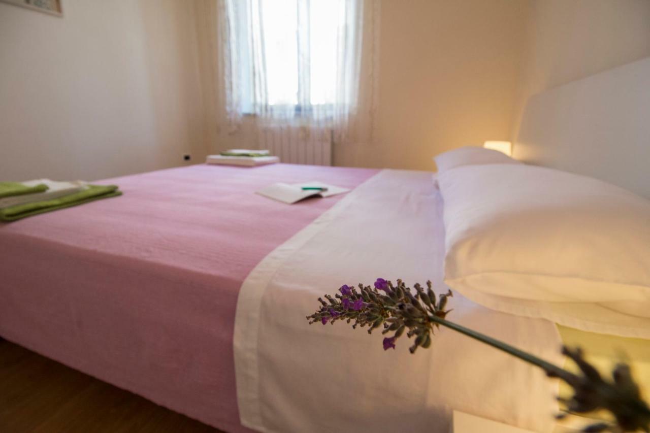 Latis Lägenhet Rovinj Exteriör bild